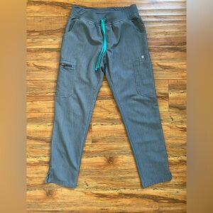 FIGS Technical Collection Gray Cargo Scrub Pants Women's XS/P
